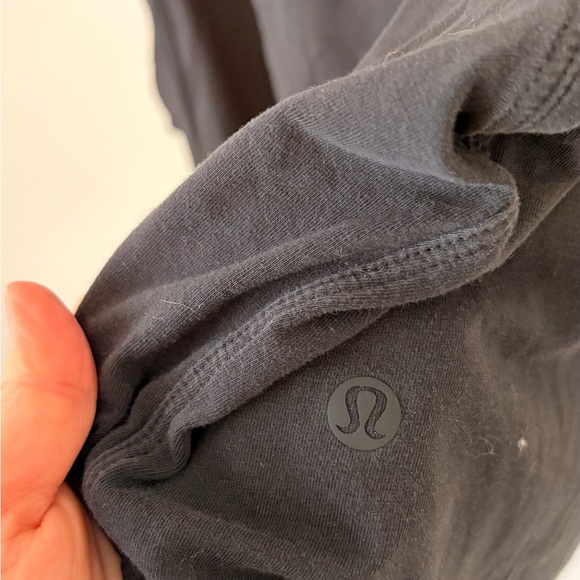 Lululemon Cropped Tank Top - Picture 5 of 10